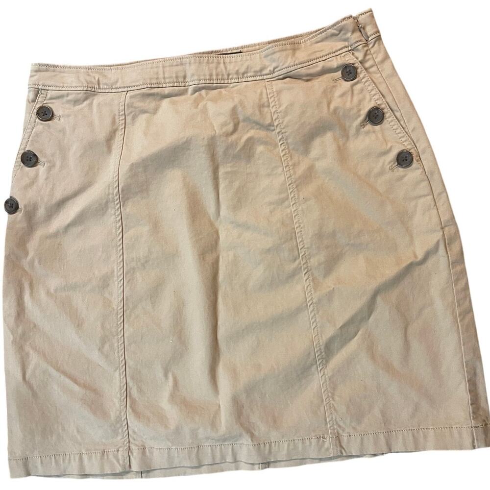 Banana Republic Khaki Mini Skirt  Size 8 Nautical Button Accent Cotton Beige